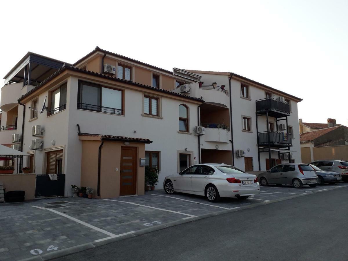 Apartamento Appgiulia Pula Exterior foto